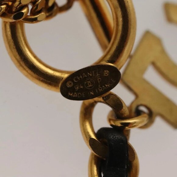 CHANEL Bracelet Metal Gold CC Auth 135948V - Picture 11 of 13
